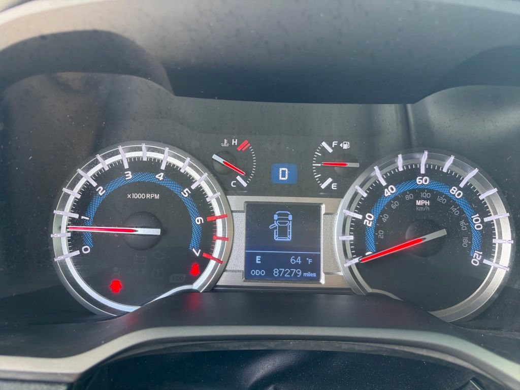 Used 2018 Toyota 4Runner TRD Off-Road Premium AWD/4WD image 34