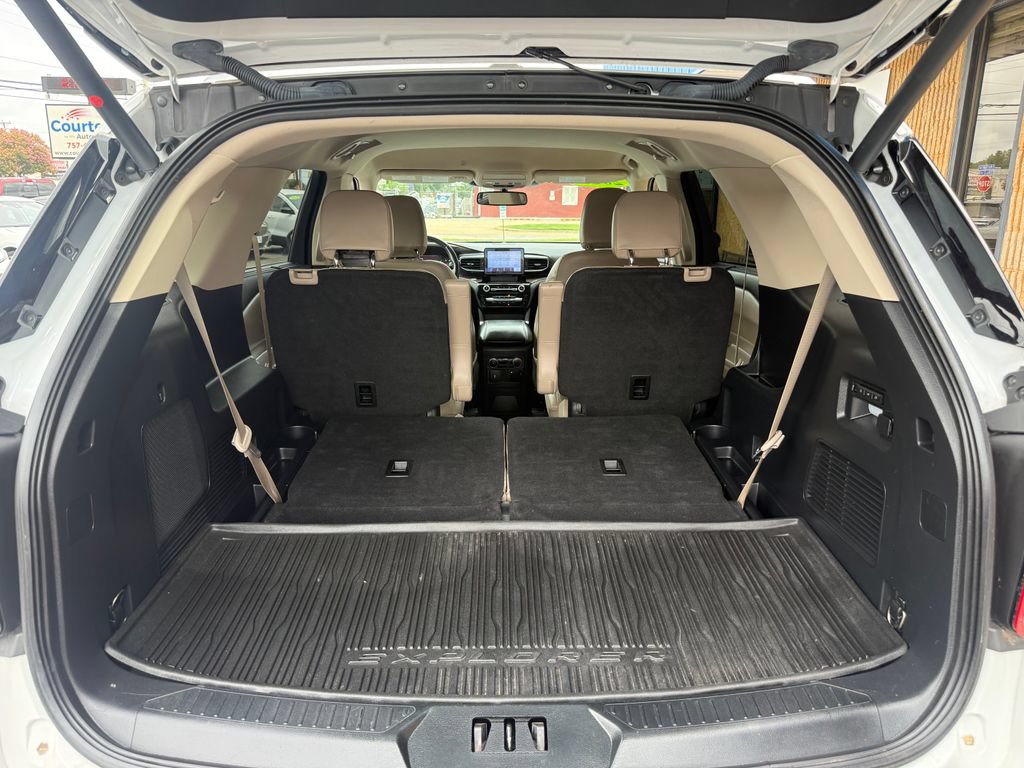 Used 2022 Ford Explorer Limited w/ Equipment Group 301A RWD image 20