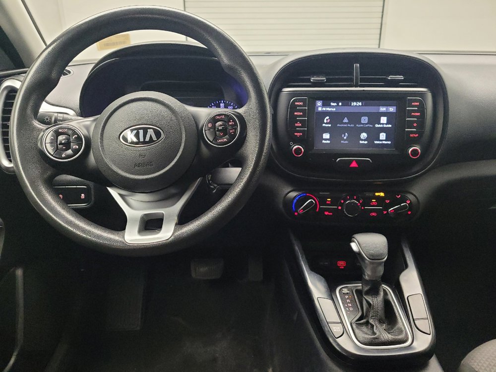 Used 2020 Kia Soul LX FWD image 22