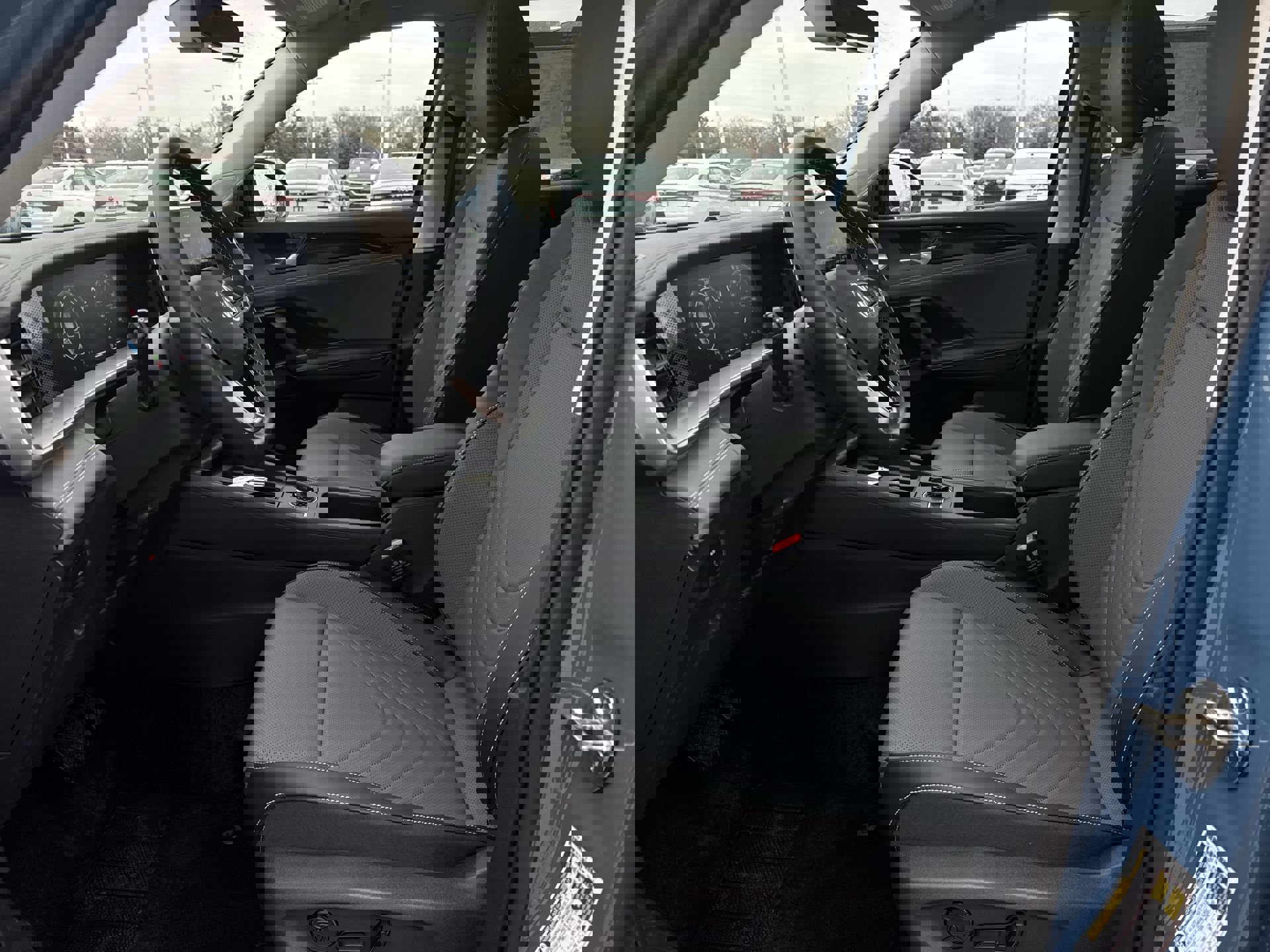 New 2026 Volkswagen Tiguan SE image 20