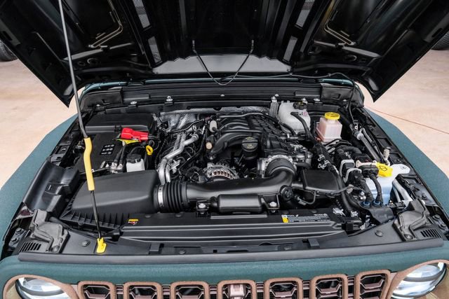 Used 2025 Jeep Gladiator Rubicon w/ Safety Group AWD/4WD image 92