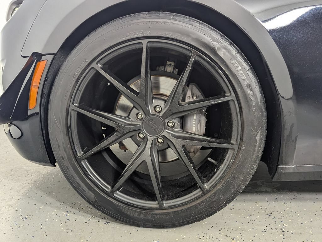 Used 2020 Chevrolet Camaro LT RWD image 11