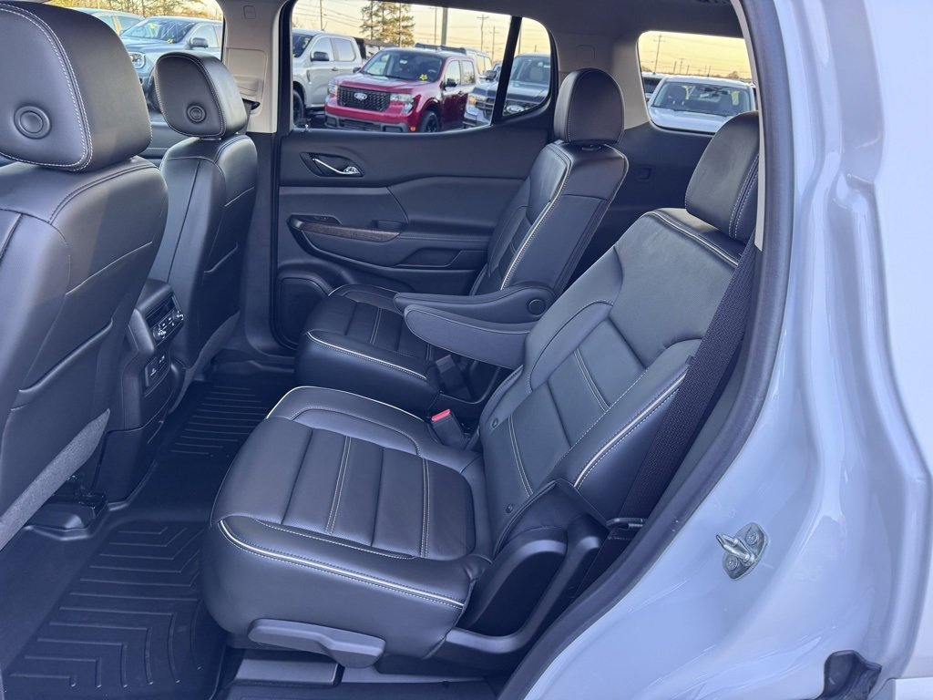Used 2022 GMC Acadia Denali w/ Denali Technology Package image 34