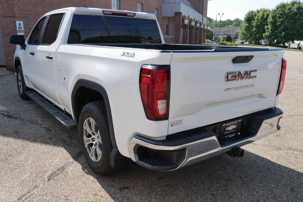 Used 2021 GMC Sierra 1500 4x4 Crew Cab w/ Sierra Value Package image 4