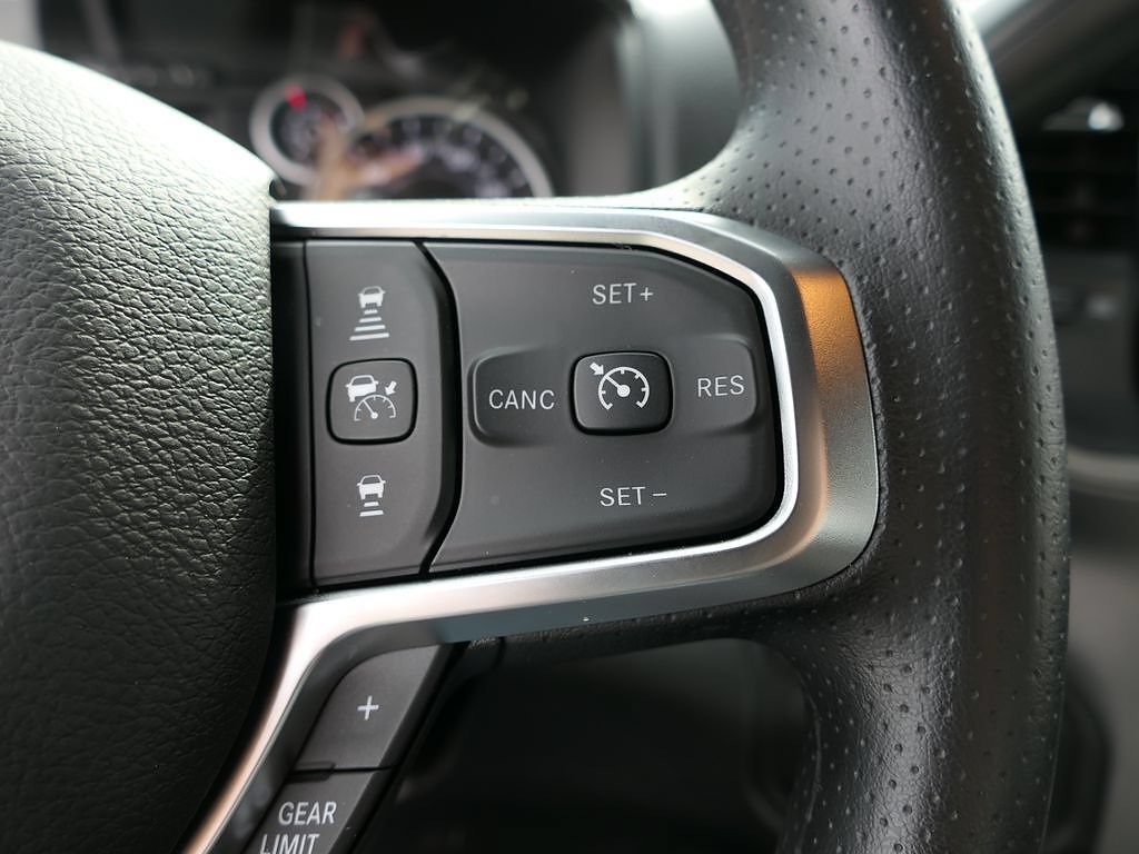 New 2026 RAM 5500 Tradesman w/ Chrome Appearance Group AWD/4WD image 15