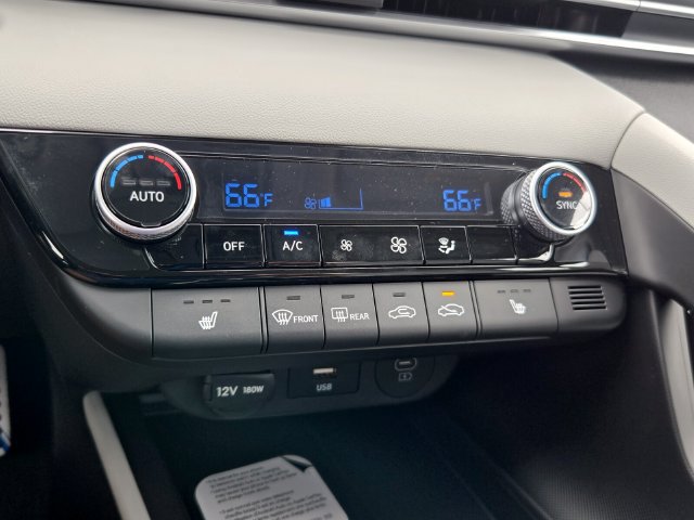 New 2026 Hyundai Elantra SEL Sport FWD image 8