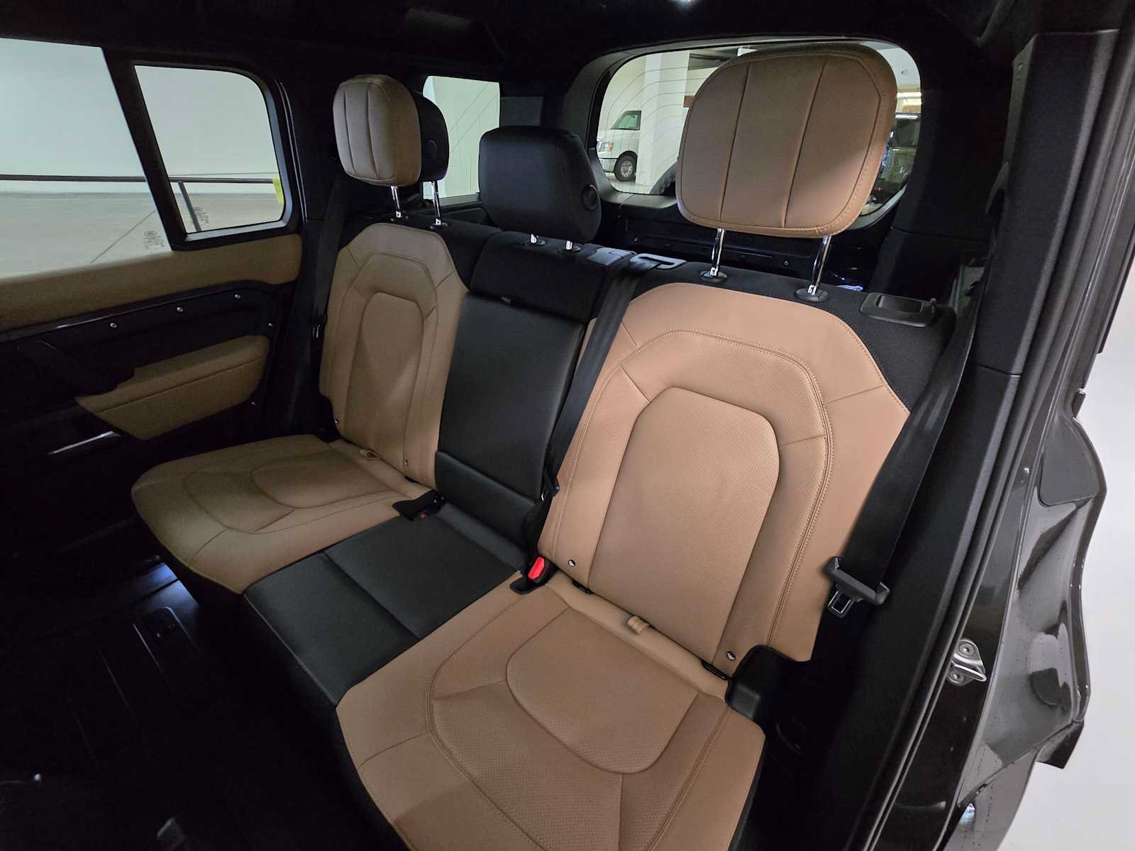 New 2026 Land Rover Defender 110 X AWD/4WD image 16