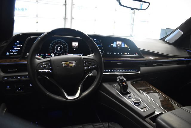 Used 2023 Cadillac Escalade ESV Sport Platinum AWD/4WD image 23