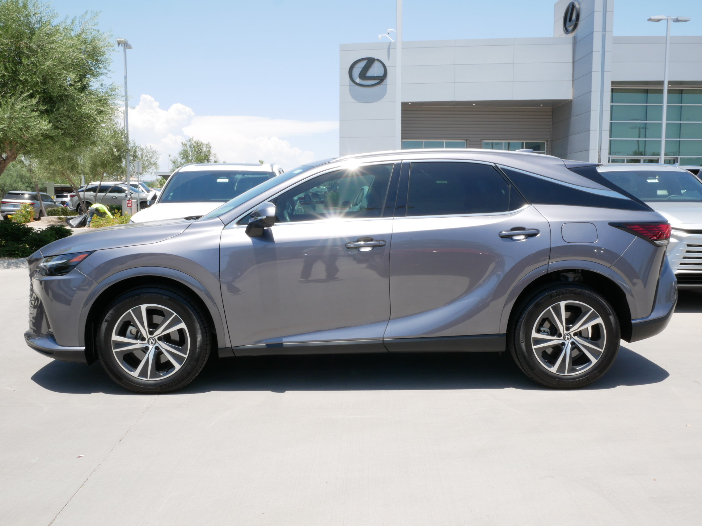 Used 2023 Lexus RX 350 Premium FWD image 3