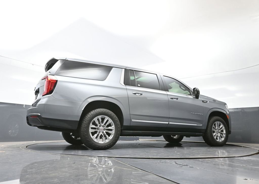 Used 2023 GMC Yukon XL SLT image 52