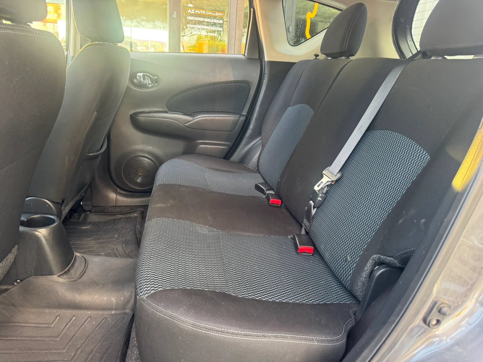 Used 2018 Nissan Versa Note FWD image 20