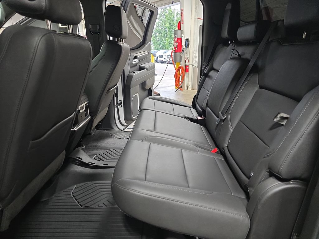 Used 2022 Chevrolet Silverado 1500 LTZ AWD/4WD image 14