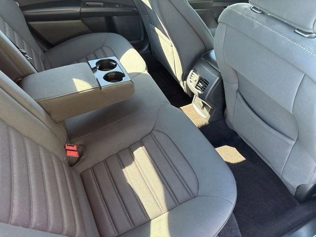 Used 2019 Ford Fusion SE FWD image 35