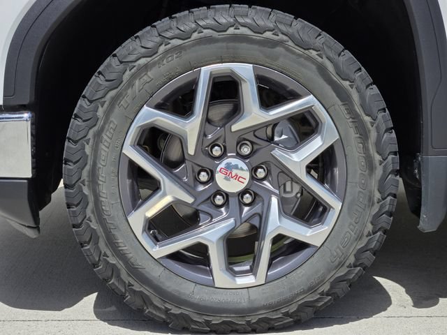 Used 2022 GMC Sierra 1500 SLT AWD/4WD image 14