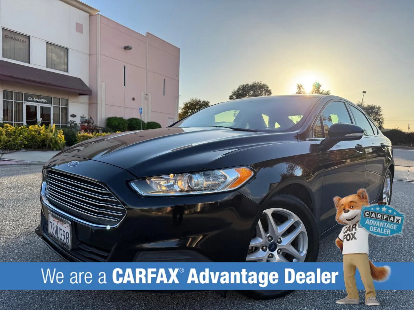 Used 2016 Ford Fusion SE FWD image 11