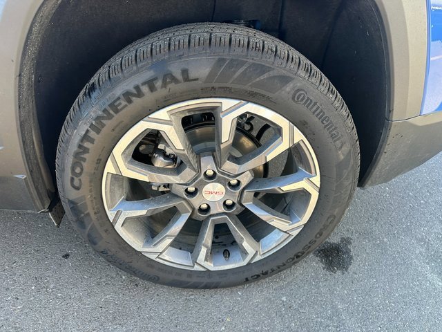 New 2025 GMC Terrain Elevation w/ Elevation Premium Package image 10