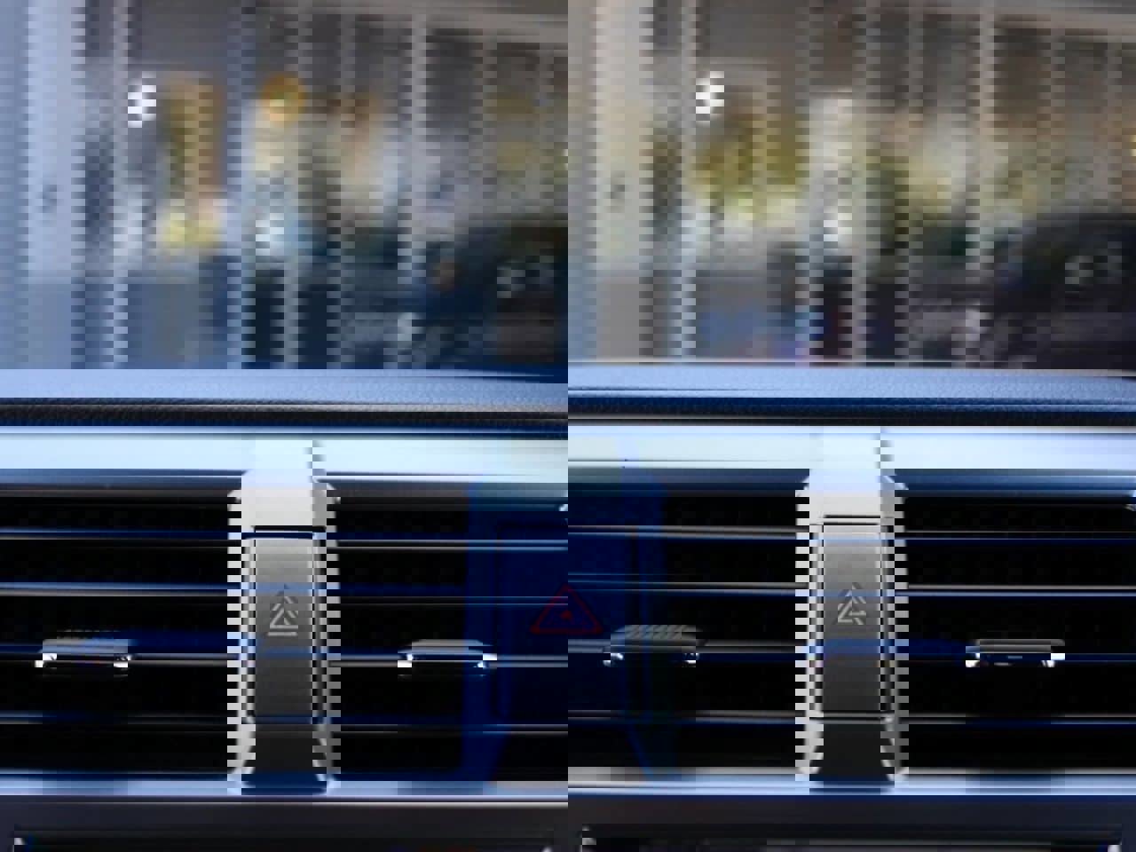 Used 2020 Lexus GX 460 Premium w/ Premium Package image 17