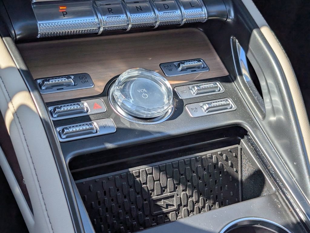 New 2025 Lincoln Nautilus Reserve image 22