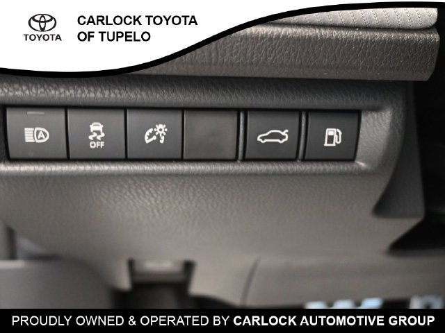 Used 2026 Toyota Camry SE w/ Convenience Package FWD image 20