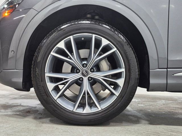Certified 2025 Audi Q8 Premium w/ Convenience Package AWD/4WD image 23