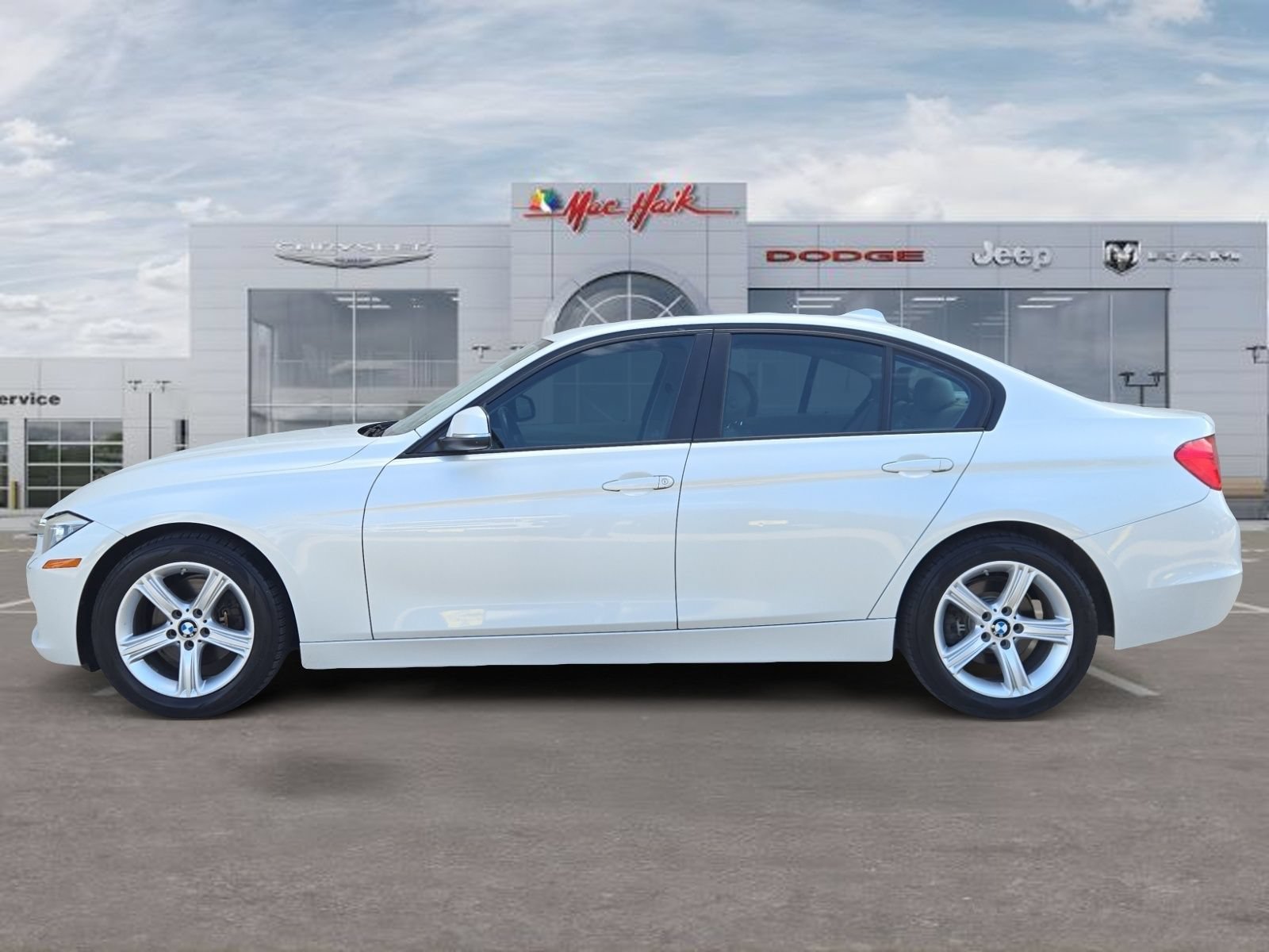 Used 2014 BMW 328i Sedan RWD image 2
