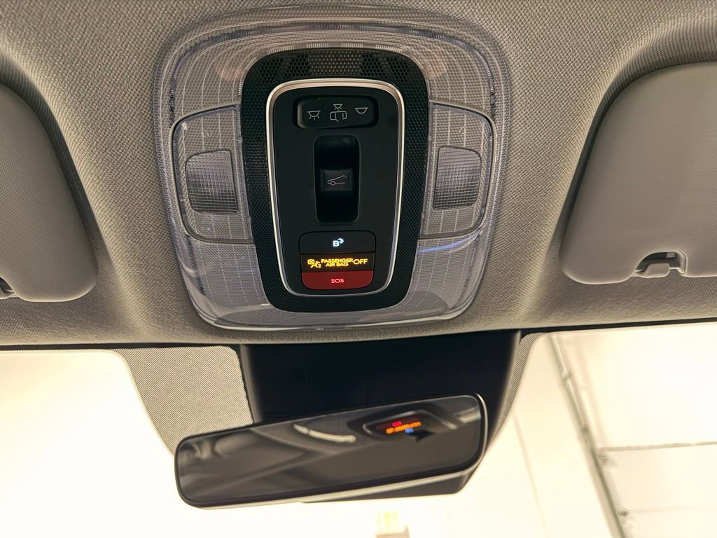 Used 2024 Hyundai Elantra Limited image 20