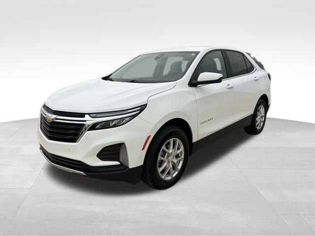 Used 2023 Chevrolet Equinox LT w/ Driver Convenience Package AWD/4WD image 4