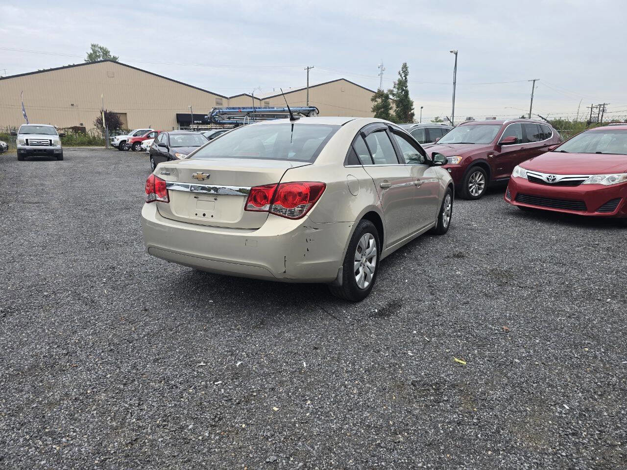 Used 2012 Chevrolet Cruze LS w/ Connectivity Package image 11
