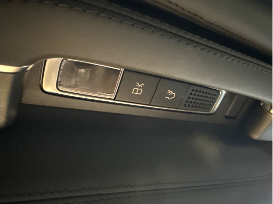Used 2019 Mercedes-Benz Maybach S 560 4MATIC image 85