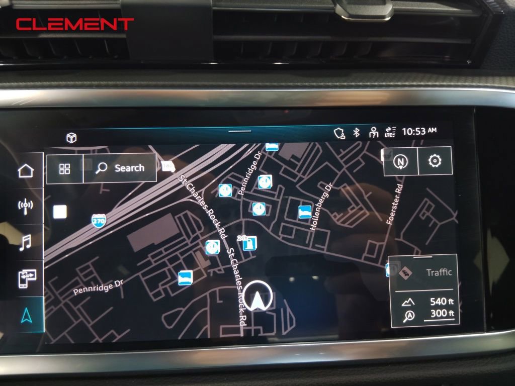 Used 2024 Audi Q3 2.0T Premium Plus w/ Premium Plus Package image 19