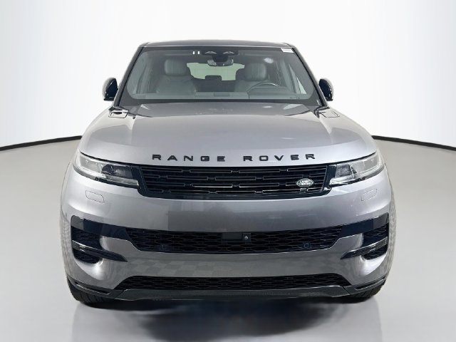 Used 2025 Land Rover Range Rover Sport SE AWD/4WD image 2