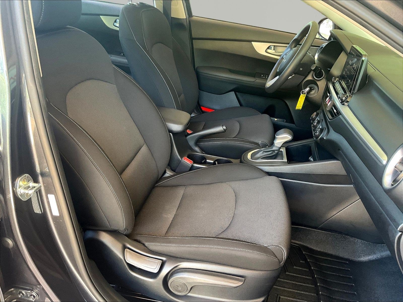 Used 2023 Kia Forte LXS FWD image 26
