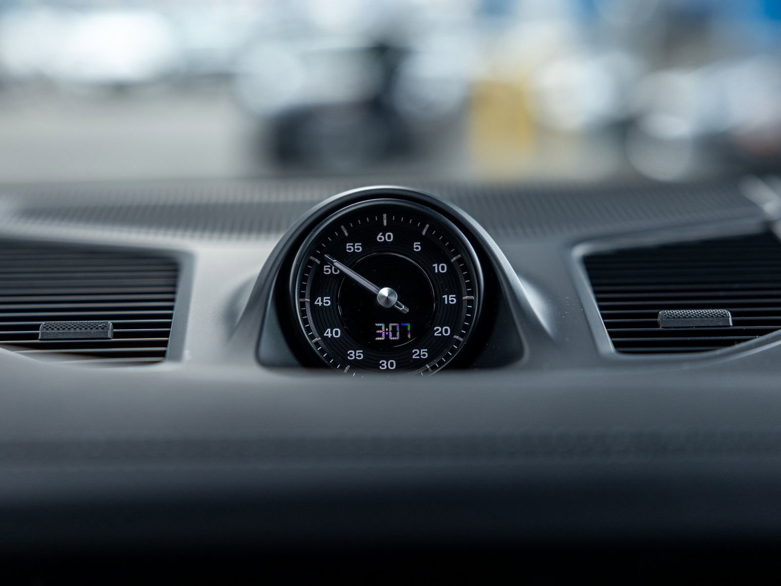 Certified 2025 Porsche Cayenne image 49