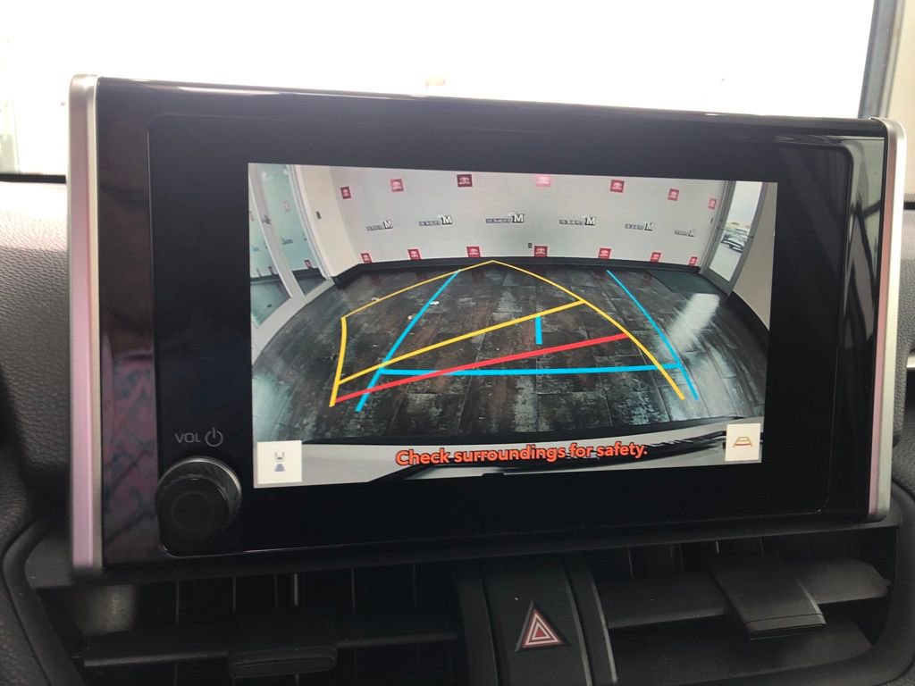 Used 2025 Toyota RAV4 LE image 16