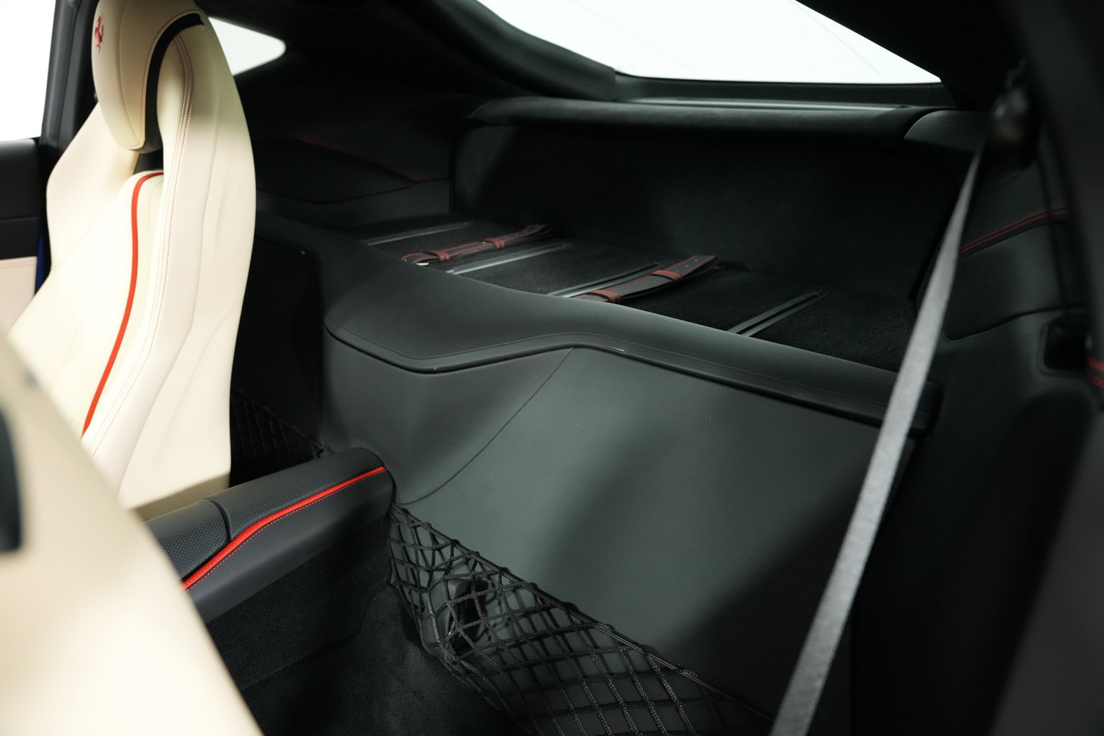 Certified 2019 Ferrari 812 Superfast RWD image 39