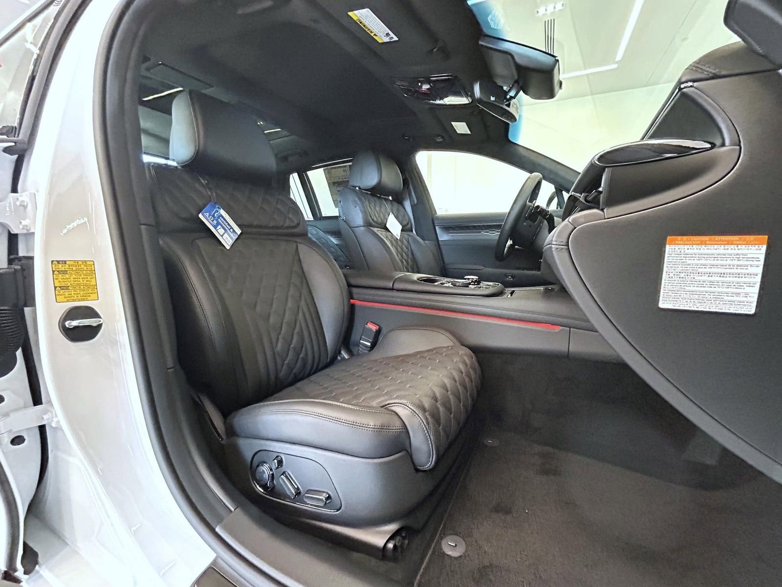 New 2026 Genesis G90 3.5T Prestige image 11