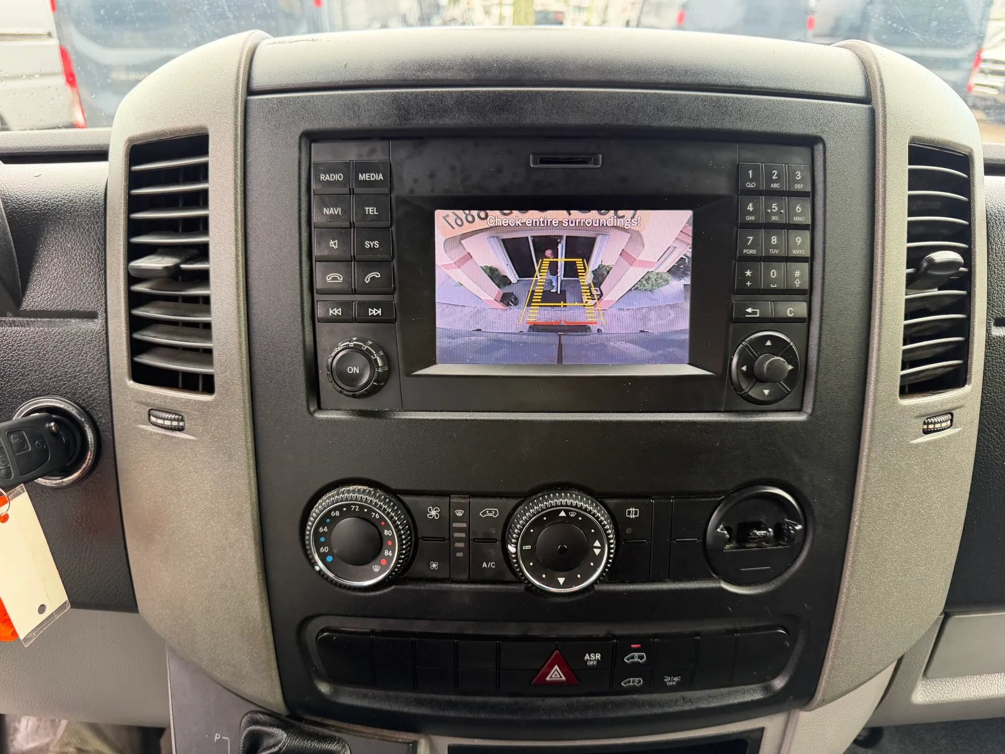 Used 2018 Mercedes-Benz Sprinter 2500 image 13