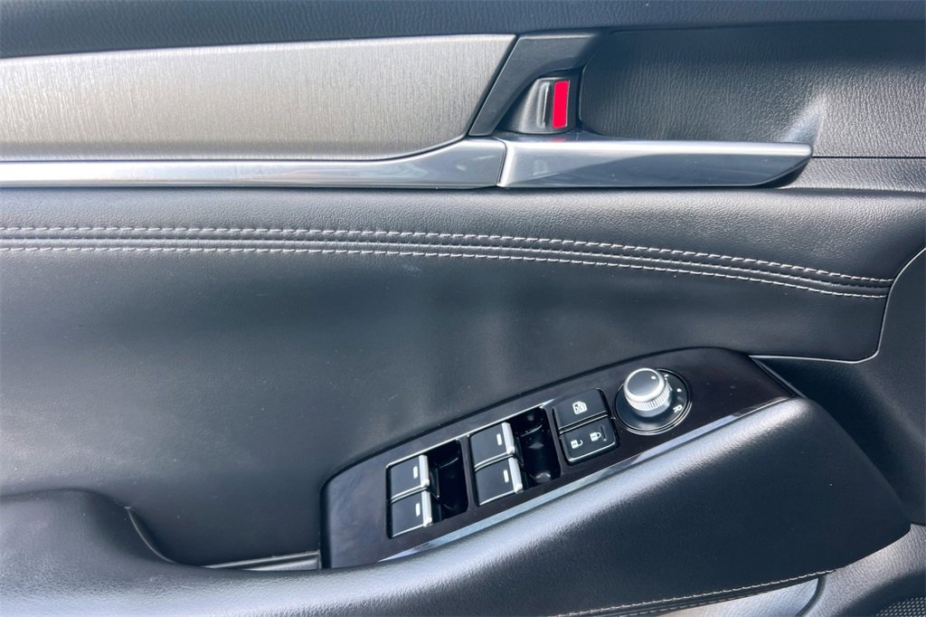 Used 2021 MAZDA MAZDA6 Touring image 13