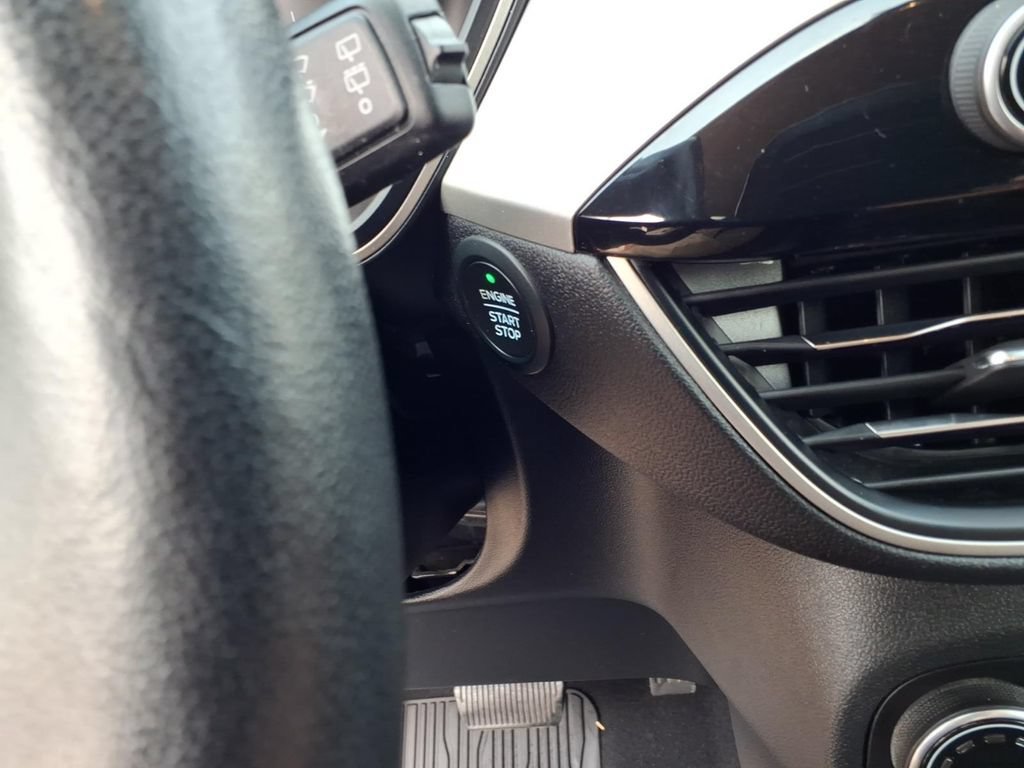 Used 2020 Ford Escape SEL AWD/4WD image 23