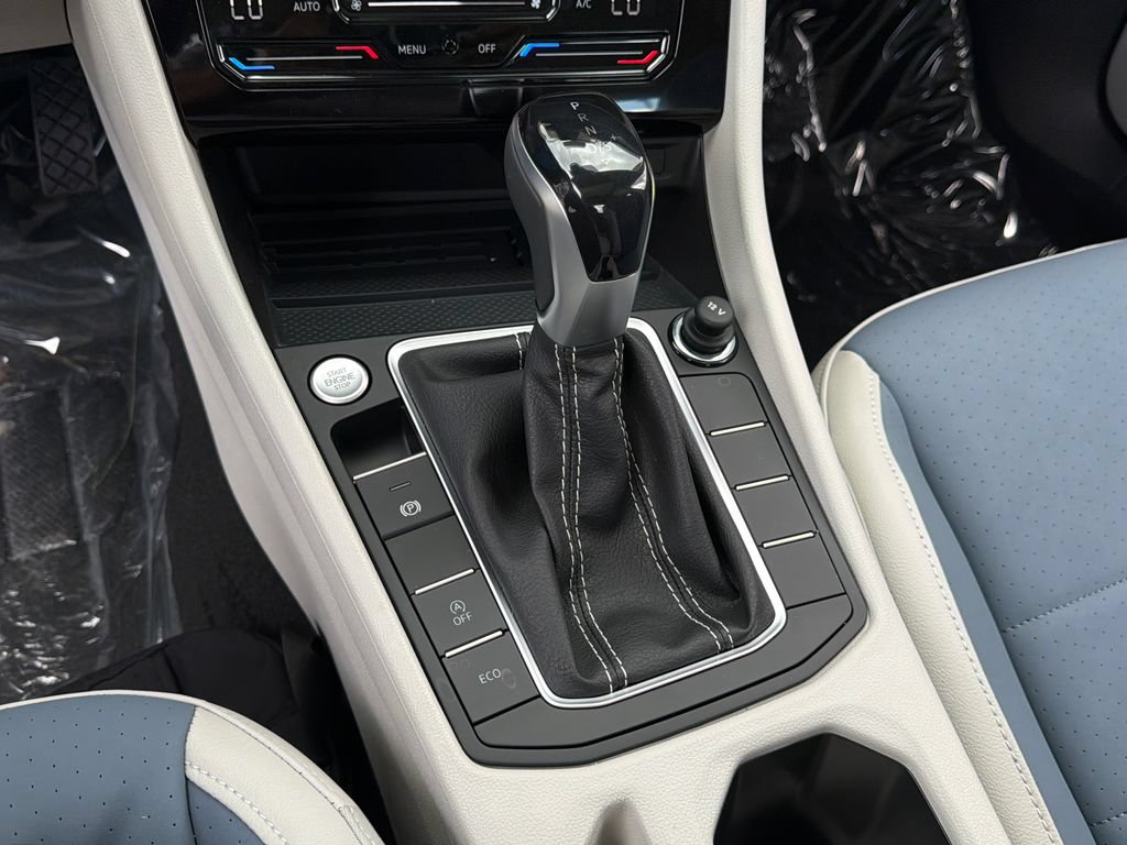 New 2026 Volkswagen Jetta SE FWD image 26