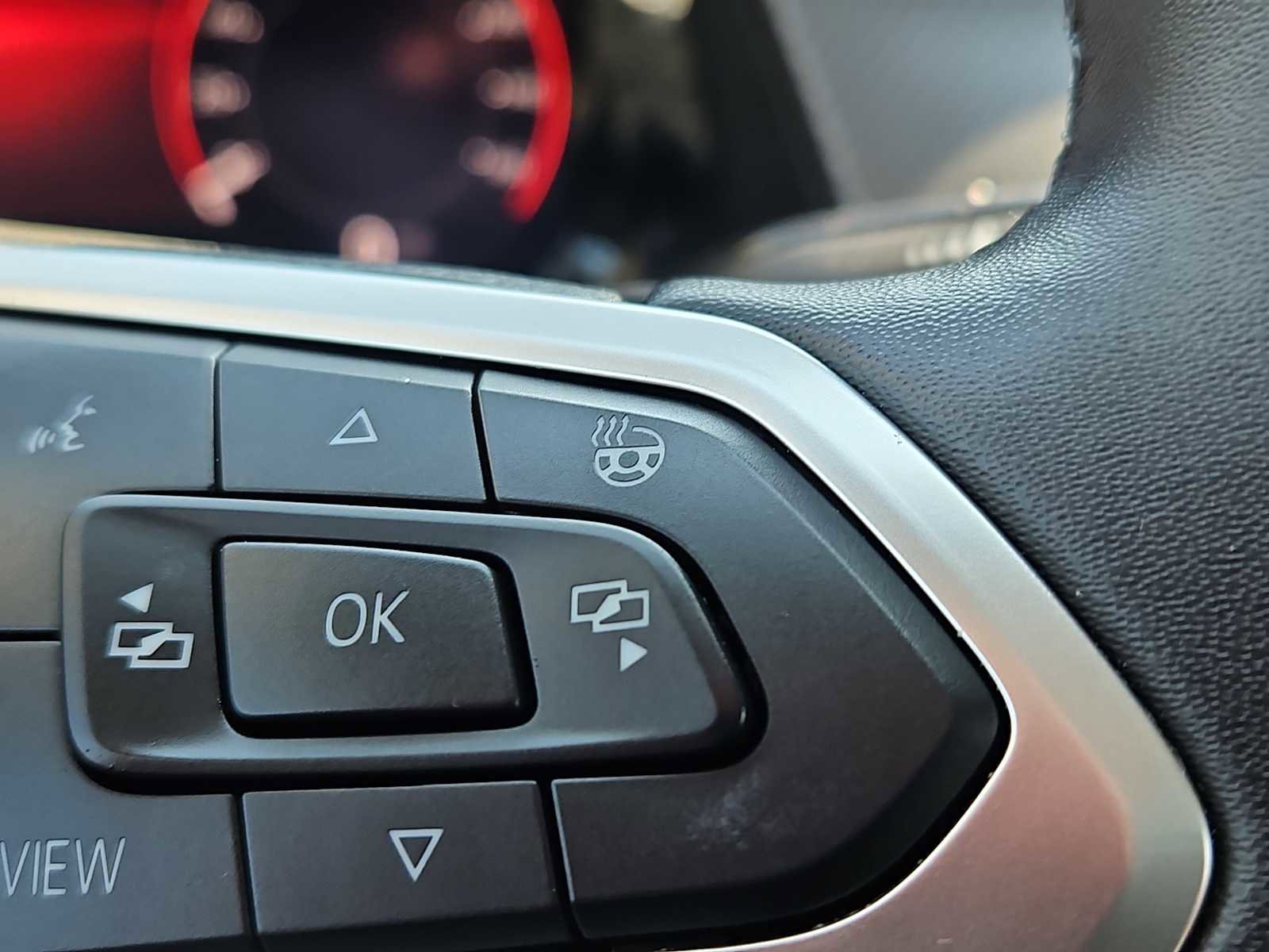 Used 2024 Volkswagen Atlas Peak Edition SE AWD/4WD image 29