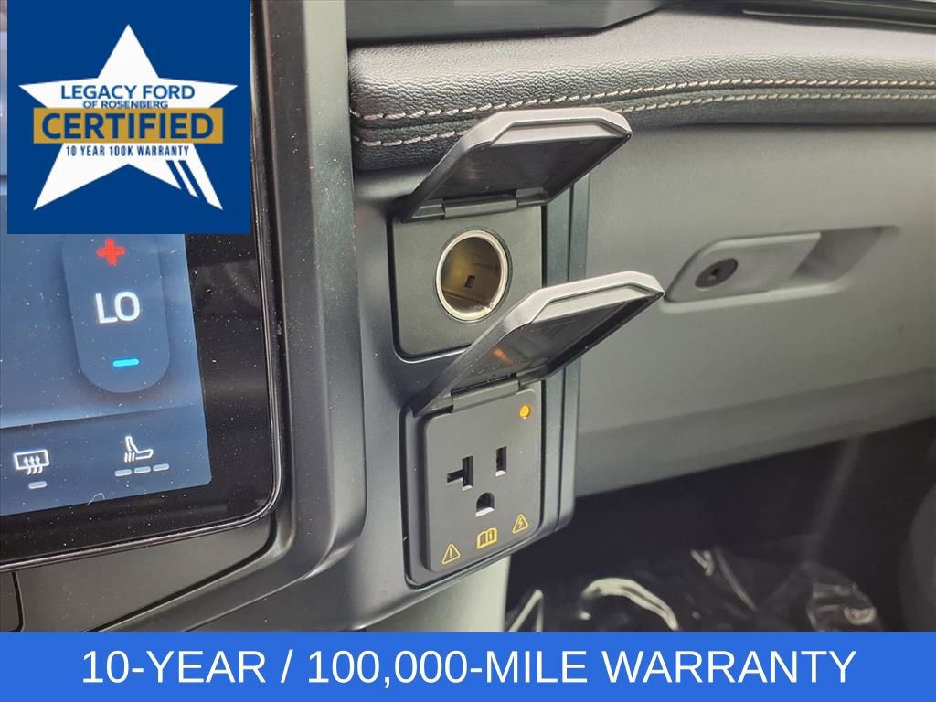 Used 2025 Ford F150 Lightning Flash image 14