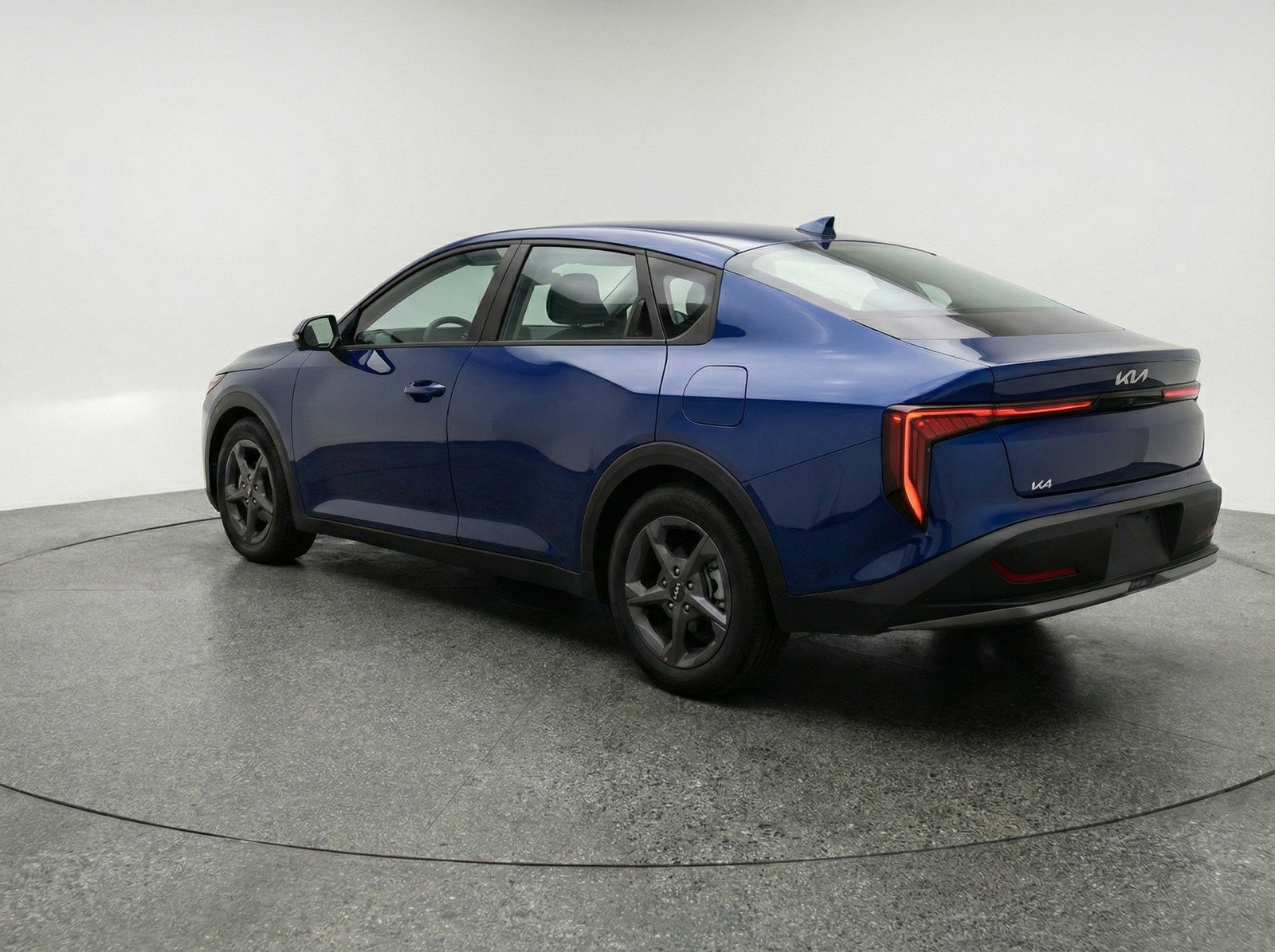 Used 2025 Kia K4 LXS FWD image 6