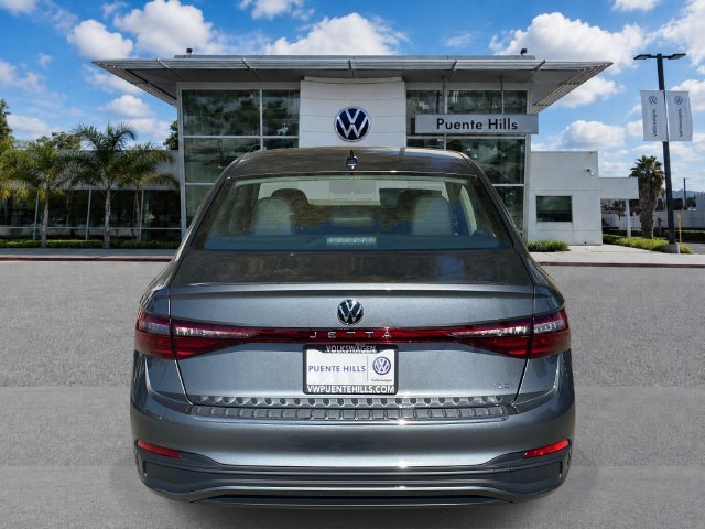 New 2026 Volkswagen Jetta SE FWD image 5