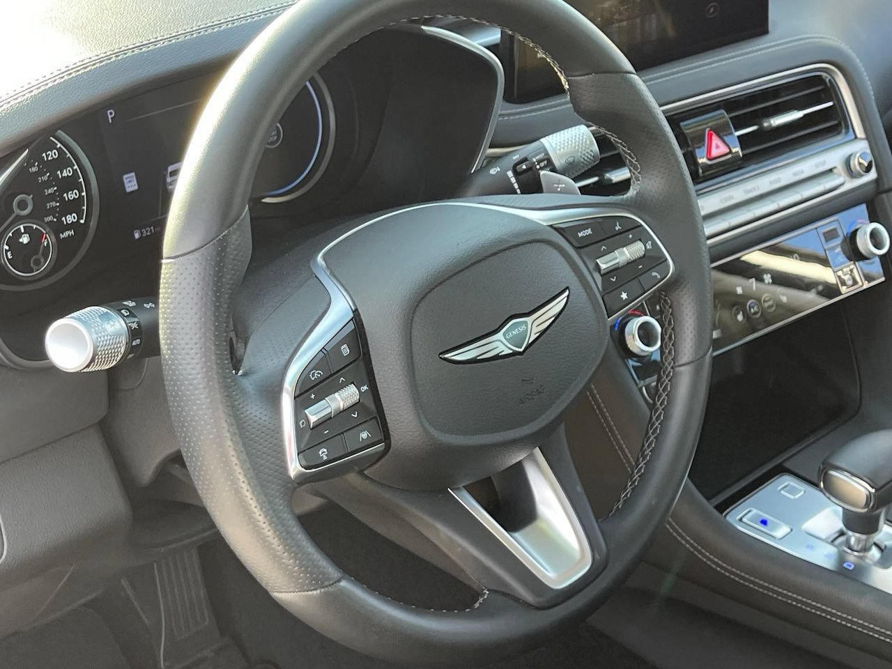 Used 2026 Genesis G70 2.5T RWD image 6
