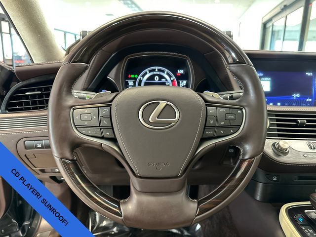 Used 2019 Lexus LS 500 w/ Interior Upgrade Package RWD image 18