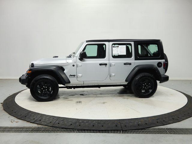 Used 2024 Jeep Wrangler Unlimited Sport AWD/4WD image 5
