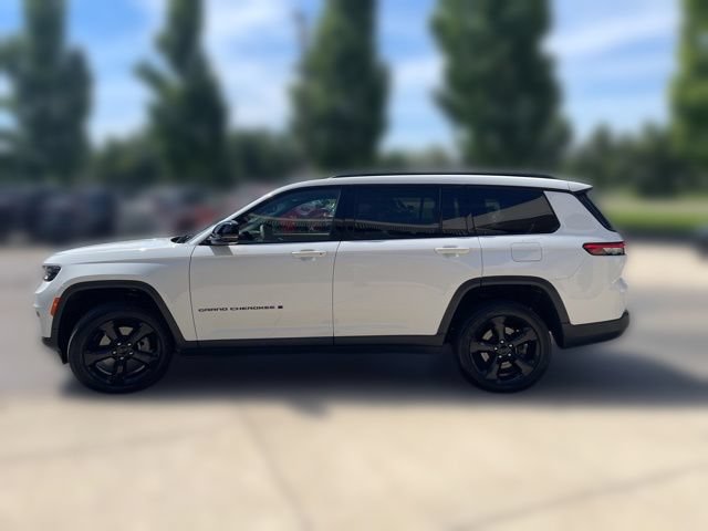 Used 2025 Jeep Grand Cherokee L Altitude AWD/4WD image 6