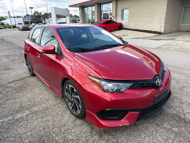 Used 2018 Toyota Corolla iM w/ All-Weather Mat Package FWD image 6