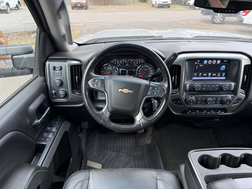Used 2018 Chevrolet Silverado 3500 LT w/ LT Convenience Package AWD/4WD image 12